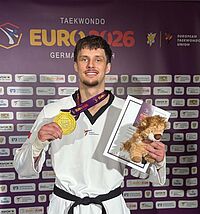 Artykuł: Olsztynianin mistrzem Europy w taekwondo