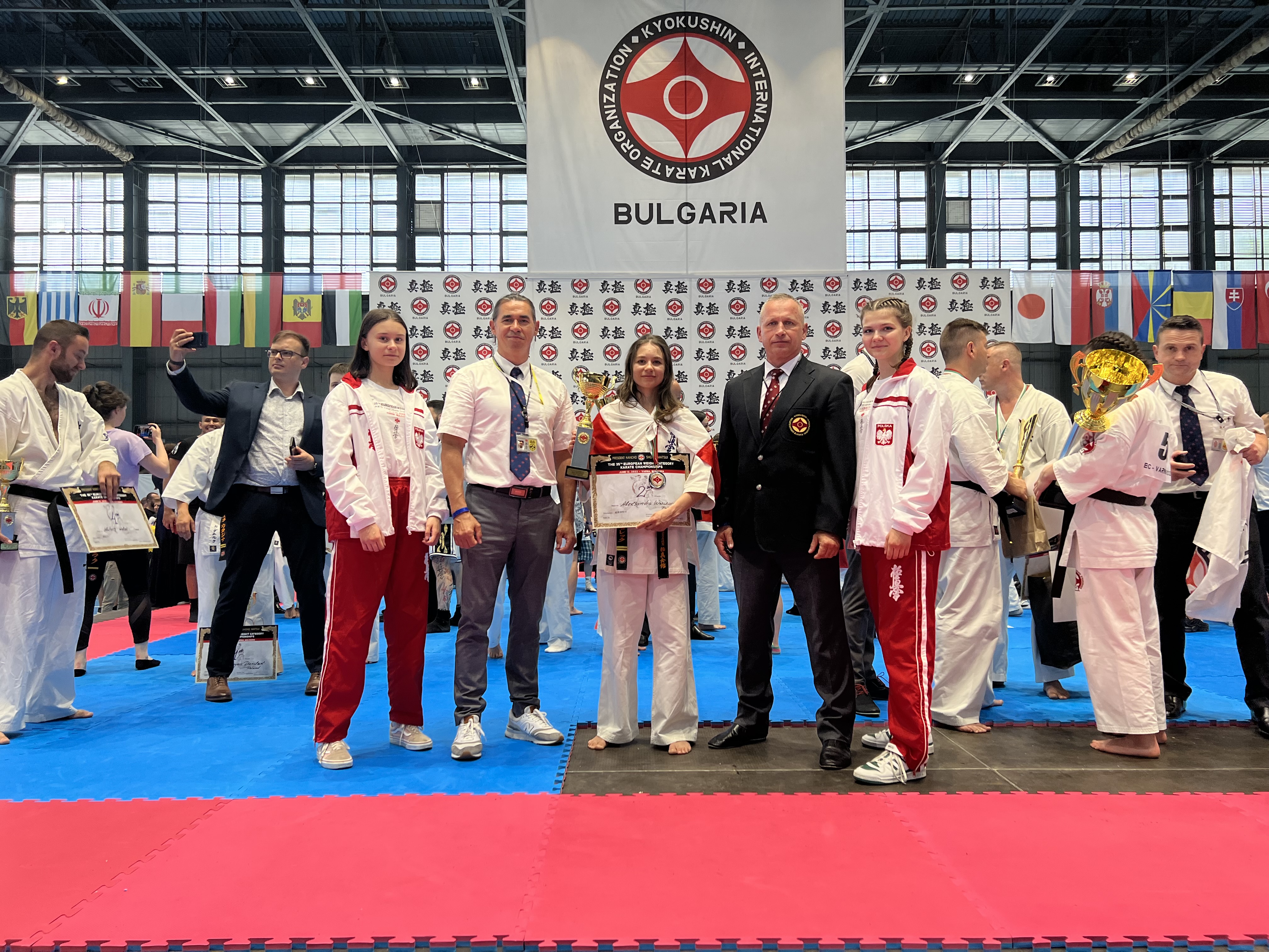 Artykuł: Mistrzostwa Europy Karate Kyokushin Warna 2022  - Aleksandra Wieczorek Wicemistrzynią